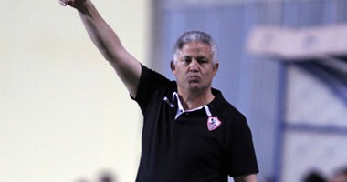 محمد حلمى يوجه رسالة أخيرة للاعبى الزمالك قبل موقعة الإسكندرية