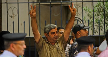 المواطنون الشرفاء يحتلون سلالم نقابة الصحفيين