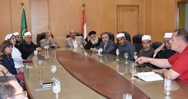 بالصور.. وفد بيت العائلة المصرية يزور الفيوم