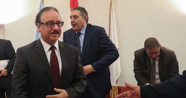 تعدد شكاوى المستخدمين من "خدمة عملاء شركات الاتصالات"