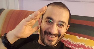 أحمد حلمى ينشر صورة له مرتديا "الجلباب" عبر "إنستجرام"
