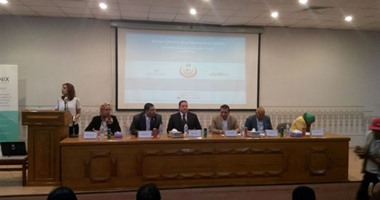 محافظ الأقصر بمؤتمر "تدريب 150 مساعد تمريض": العلم لا يتوقف عند سن أو منصب