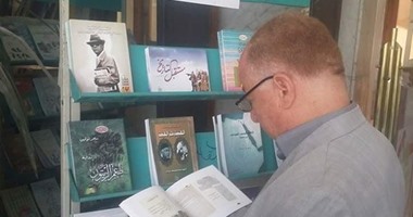 حلمى النمنم فى "الأعلى للثقافة" لمتابعة "سور الأزبكية"