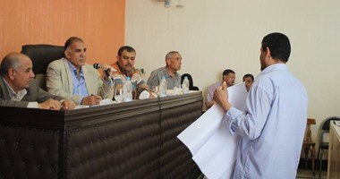 بالصور.. رئيس مركز ومدينة دسوق يبحث مشاكل الأهالى فى لقاء جماهيرى