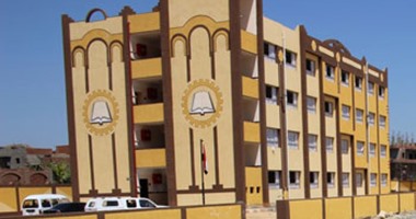 المفرقعات تفحص جسما غريبا أمام مدرسة عبد المجيد سليم بالمحلة