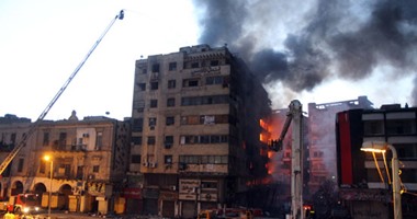 "اليوم السابع" يرصد حريق العتبة فى 10 صور.. وخسائر هائلة