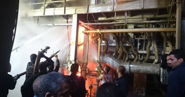 تبريد الزجاج المنصهر بمصنع الزجاج الدوائى بالسويس بعد السيطرة على الحريق