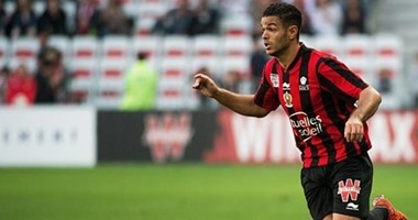 برشلونة يُكذب "بن عرفة" وينفى مفاوضات ضمه