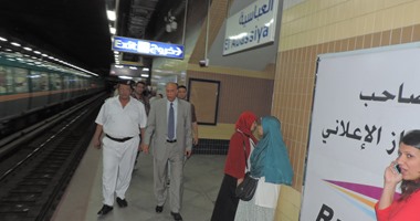 بالصور.. مساعد وزير الداخلية يقود جولة مفاجئة بالمترو ويشدد على اليقظة