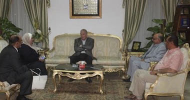محافظ جنوب سيناء يناقش الاستعدادات النهائية لافتتاح مستشفى طابا وكاترين