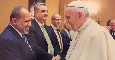 المشرف على مرصد الأزهر يلتقى بابا الفاتيكان.. ويؤكد: حريصون على عودة الحوار