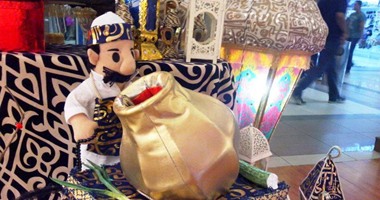 بالصور.. المسحراتى وقِدرة الفول والكنفانى.. دمى قطنية مبهجة فى رمضان