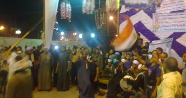 بالصور.. تحطيب وتنورة ورقص خيول باحتفالات فوز السيسى فى قنا