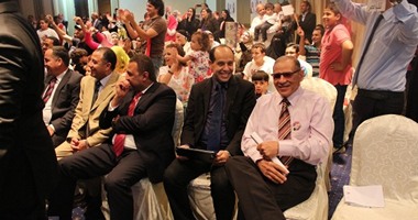 بالصور: الجالية المصرية تحتفل بليلة تنصيب السيسى فى البحرين