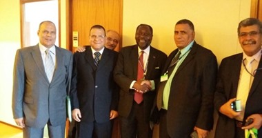اتحاد العمال يصعد أزمة غلق الجامعة العمالية دوليًا 