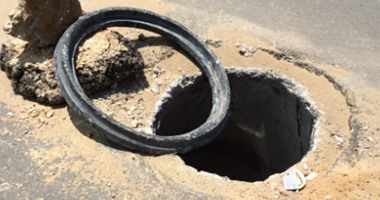 مصرع عاملين وإصابة ثالث بعد سقوطهم فى بلاعة صرف صحى بالقليوبية