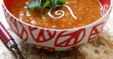 من المطبخ الأسيوى.. اتعلمى طريقة عمل شوربة الشوفان