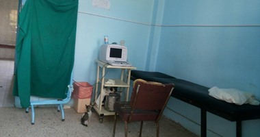 بالصور.. مستشفيات الزمن الجميل.. نظافة فائقة وعناية وزهور فى الثلاثينات والأربعينات.. قطط وقاذورات وإهمال فى 2015.. و"التطور الطبى مش كل حاجة"