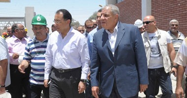 محلب: إيقاع الحكومة سريع وبرامج الرئيس السيسى تُتابع