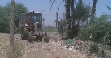 مصرع طفل صدمه جرار زراعى بإدفو