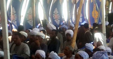 أمن البحيرة يشهد جلسة صلح بين عائلتين فى جريمة ثأر 