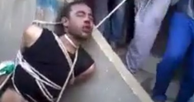 بالفيديو.. جريمة قتل بشعة فى البحيرة أمام المارة لخلاف على الميراث