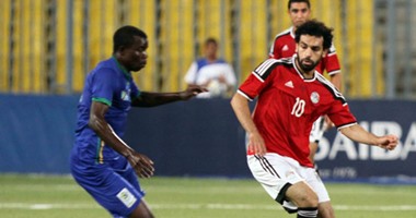 المنتخب يحتفل بعيد ميلاد محمد صلاح الـ"23"