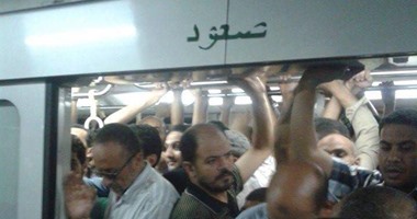 ارتباك بحركة الخط الثانى للمترو بسبب تعطل قطار بين العتبة ومحمد نجيب