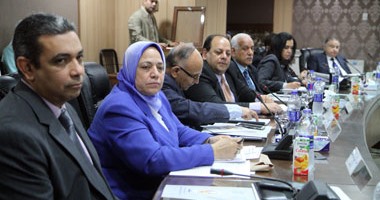 غياب وزيرى السياحة والتخطيط عن اجتماع لجنة التسيير بالوزارة 