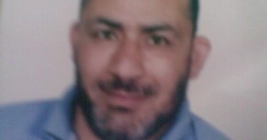 "عم دسوقى" يحتاج "موتسيكل رباعى" بعد إصابته بالغضروف والشلل بالإسماعيلية