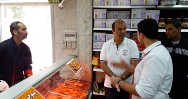 بالصور.. جولة لوزير التموين على الأسواق والمجمعات الاستهلاكية بالإسكندرية