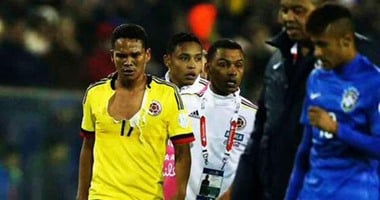 إيقاف كارلوس باكا مباراتين.. وتغريم نيمار 10 آلاف دولار