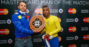 بولانيوس أفضل لاعب فى مباراة الإكوادور والمكسيك