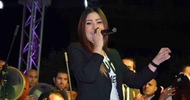 بوسى تغنى بالمنصورة لأعضاء نادى جزيرة الورد الخميس المقبل