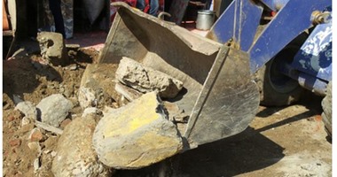 "واتس آب اليوم السابع ".. صور حملة رفع الإشغالات فى مدينة سنورس بالفيوم