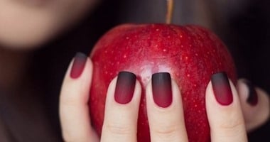 العناية بالأظافر فى 8 خطوات بالمنزل