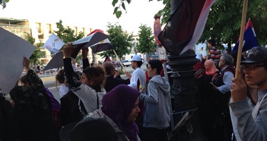 سفير القاهرة لدى المجر: الجالية المصرية سمعتها "تشرف" وتنقل الواقع بفخر
