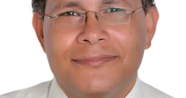 طبيب مصرى يحصل على الميدالية الفضية بمهرجان جنيف الدولى للابتكار 2015.. شريف صلاح ابتكر طريقة لعلاج مرض التصلب العصبى المتعدد بالحقن..يتفادى الآثار الجانبية للأدوية كالفشل الكبدى والكلوى وهشاشة العظام