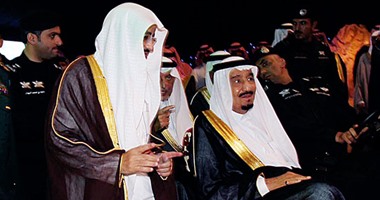 بالصور.. خادم الحرمين الشريفين يُبارك مشروع "السلام عليك أيها النبى"