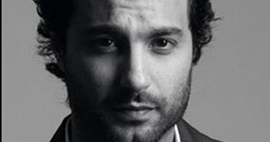 كريم فهمى: تخرجت من كلية "طب أسنان" وانا اللى عالجت "أوس أوس" قبل زواجه