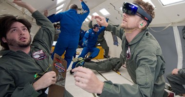 ناسا تبدأ استخدام نظارات الـ HoloLens لاستكشاف الفضاء