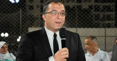 وزير التخطيط: المعلمون لهم كادر خاص بهم ولن يطبق عليهم "الخدمة المدنية"