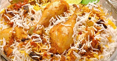 لإفطار مميز.. شوربة الطماطم وبريانى الدجاج.. والحلو قطائف بالشيكولاته