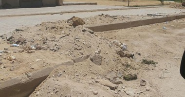 "واتس آب اليوم السابع": تكسير الأرصفة وتدمير الحدائق بحى النرجس بالتجمع