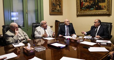 موسى مصطفى موسى يعلن إنشاء تحالف مصر الأمة من مقر حزبه.. رئيس الغد: دورنا الوطنى لم ينتهِ عند الانتخابات الرئاسية وتحالفنا سيدافع عن الدولة المصرية فى الخارج بكل الطرق.. نكوّن معارضة وطنية تبنى ولا تهدم
