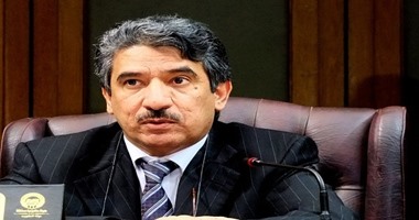 سفير الكويت يغادر القاهرة عائدا إلى بلاده