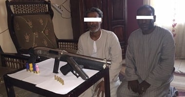 ضبط قاتل ابن عمه وسائق بحوزتهما سلاحان و9 طلقات بنصر النوبة
