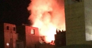 السيطرة على حريق بـ 4 منازل بالمنيا.. وإصابة اثنين 