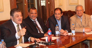 السيد البدوى يلتقى وفد تيار الاستقلال .. ويؤكد: ملتزمون بـ "فى حب مصر"