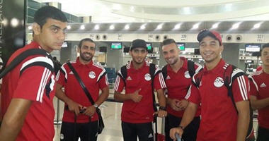 بالصور.. المنتخب الأولمبى يغادر القاهرة متجها إلى جنوب أفريقيا
